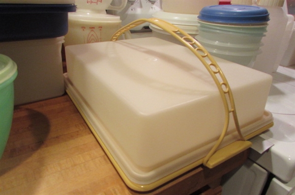 TUPPERWARE & RUBBERMAID STORAGE CONTAINERS AND MORE