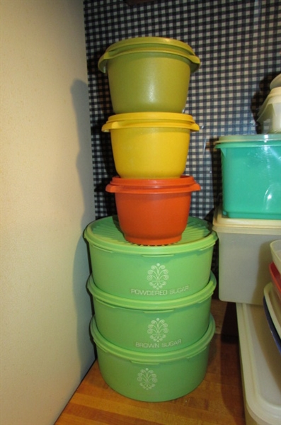 TUPPERWARE & RUBBERMAID STORAGE CONTAINERS AND MORE