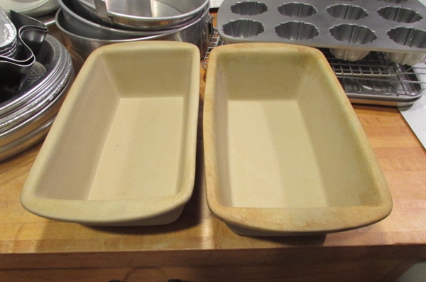 COOKIE SHEETS, PIE TINS, STONEWARE LOAF PANS & MORE