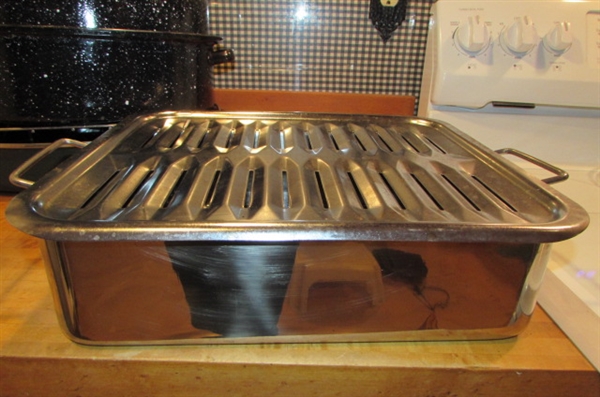 BROILING & ROASTING PANS