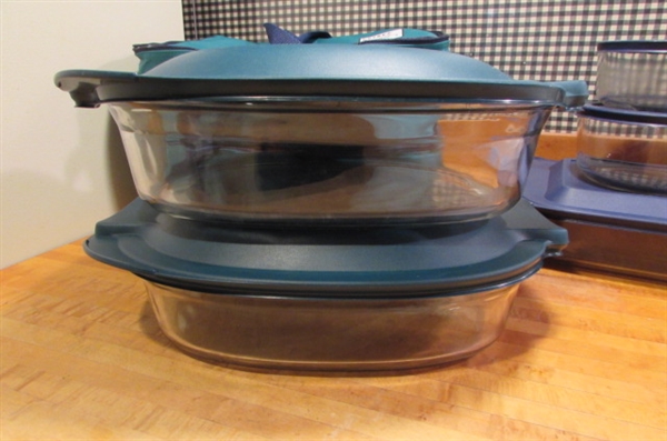 PYREX PORTABLES & PYREX CASSEROLES WITH LIDS & CUSTARD CUPS