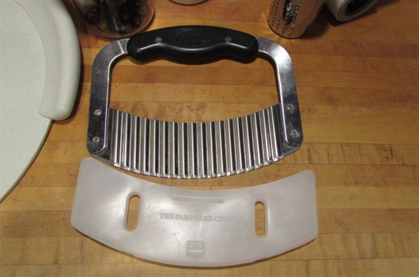 PAMPERED CHEF KITCHEN ACCESSORIES