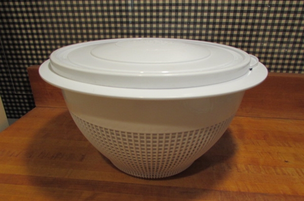PAMPERED CHEF KITCHEN ACCESSORIES