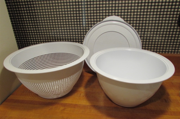 PAMPERED CHEF KITCHEN ACCESSORIES