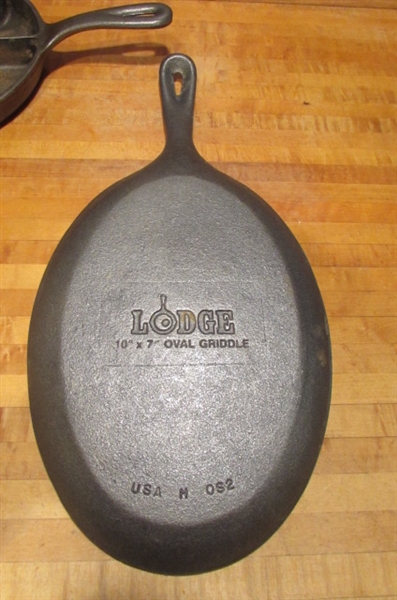 CAST IRON CORNBREAD PAN & OVAL SKILLET