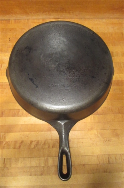 2 CAST IRON SKILLETS