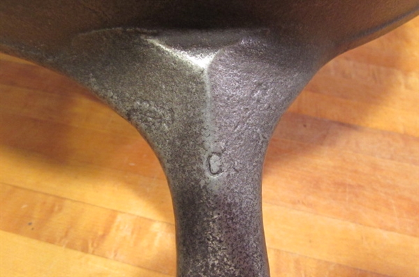 2 CAST IRON SKILLETS