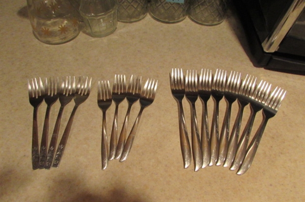 FLATWARE & CAN OPENERS