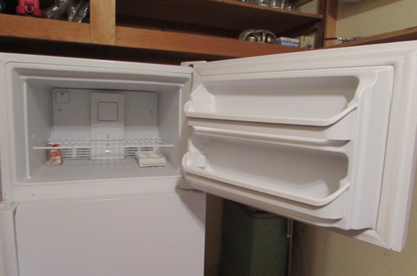 FRIGIDAIRE REFRIGERATOR /FREEZER
