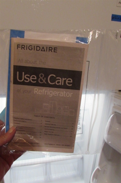 FRIGIDAIRE REFRIGERATOR /FREEZER