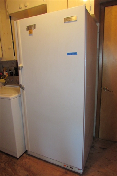 FRIGIDAIRE FROST FREE COMMERCIAL FREEZER
