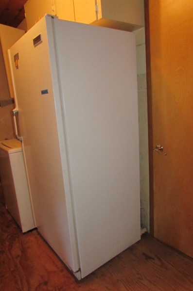 FRIGIDAIRE FROST FREE COMMERCIAL FREEZER