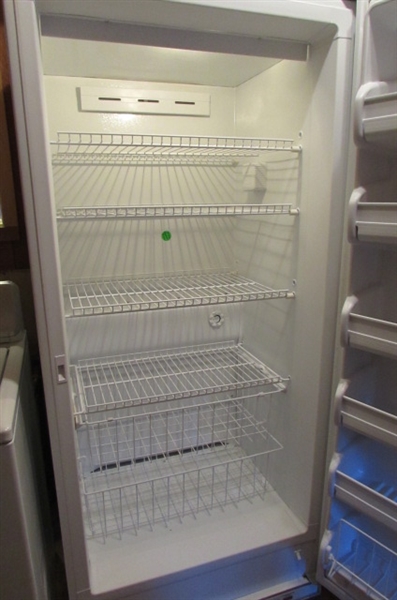 FRIGIDAIRE FROST FREE COMMERCIAL FREEZER