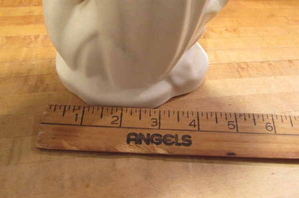 VINTAGE MATTE WHITE MCCOY VASES