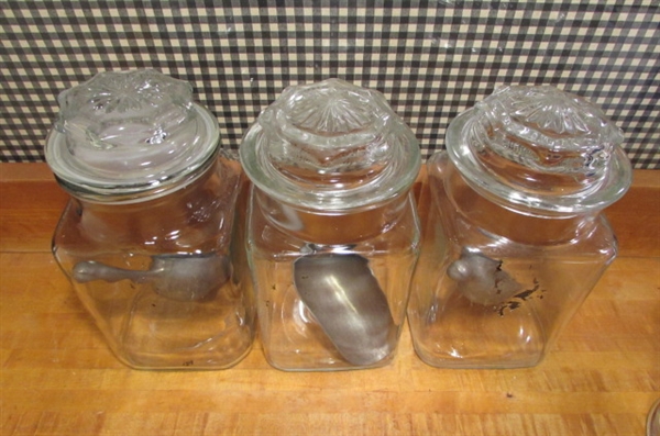 GLASS CANISTERS & SYRUP/SALAD DRESSING DISPENSERS