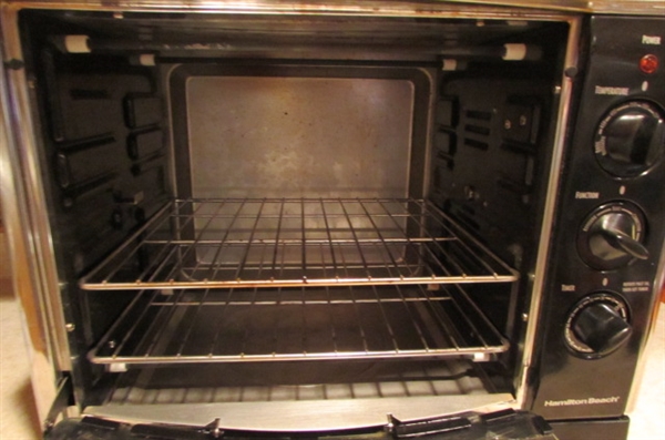 HAMILTON BEACH COUNTERTOP OVEN WITH CONVECTION.