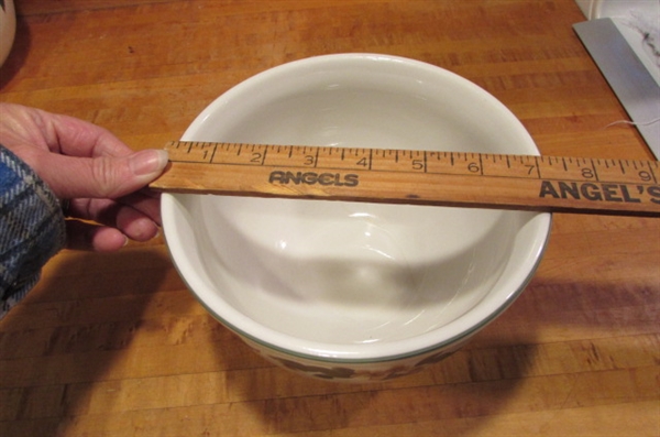 CADES COVE COLLECTION MIXING BOWLS & CASSEROLES