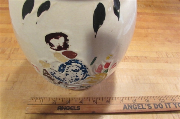 VINTAGE 1940's EARLY MCCOY POTTERY PAINTED DUTCH BOY COOKIE JAR