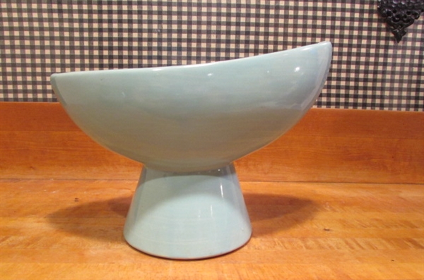 2 SMALL VINTAGE AQUA MCCOY JARDINIERES