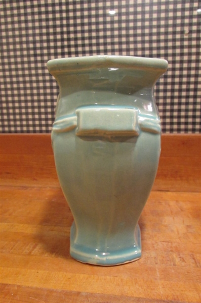 VINTAGE MCCOY CHRYSANTHEMUM VASE & PITCHER VASE