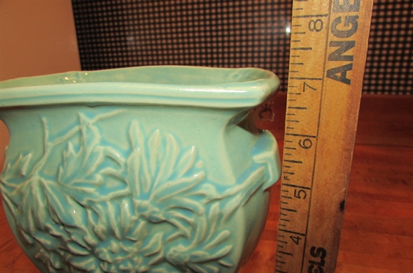 VINTAGE MCCOY CHRYSANTHEMUM VASE & PITCHER VASE