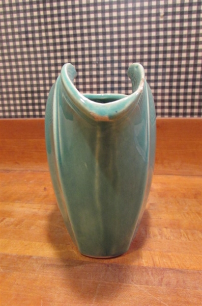 VINTAGE MCCOY CHRYSANTHEMUM VASE & PITCHER VASE