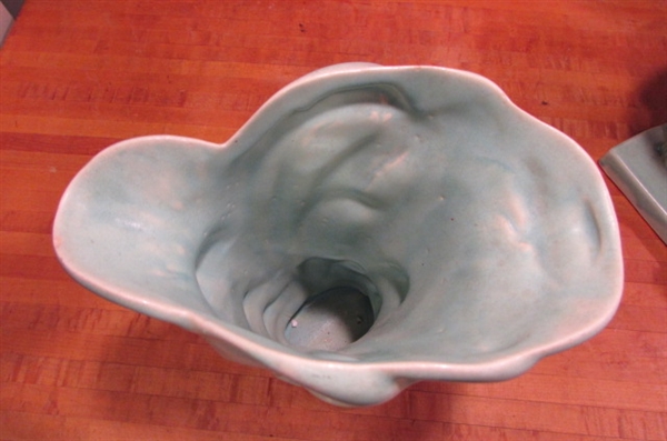 VINTAGE MCCOY VASES - AQUA SWAN & CORNUCOPIA