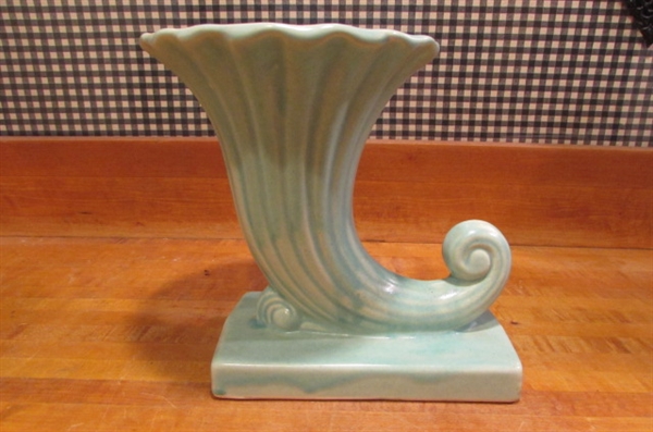 VINTAGE MCCOY VASES - AQUA SWAN & CORNUCOPIA