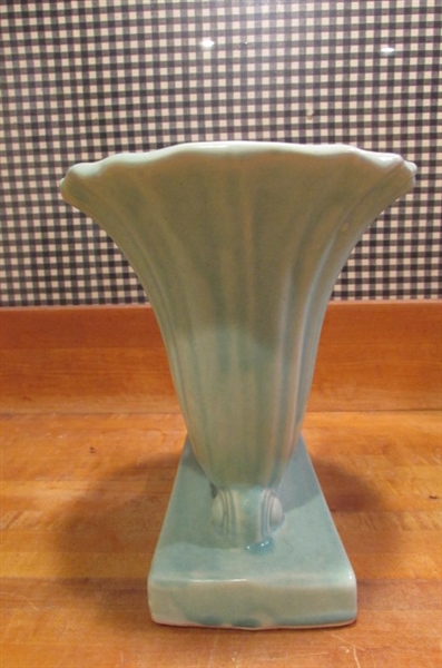 VINTAGE MCCOY VASES - AQUA SWAN & CORNUCOPIA