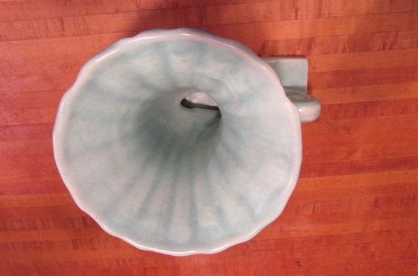 VINTAGE MCCOY VASES - AQUA SWAN & CORNUCOPIA