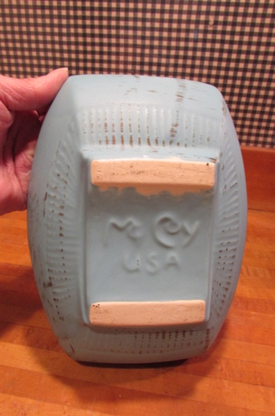 VINTAGE MCCOY VASES - AQUA SWAN & CORNUCOPIA