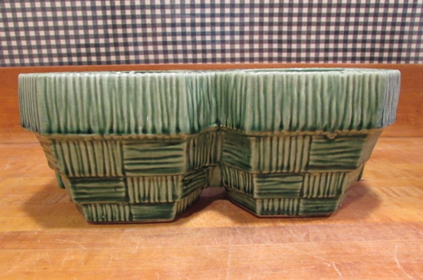 4 VINTAGE MCCOY PLANTERS WITH BASKETWEAVE PATTERN