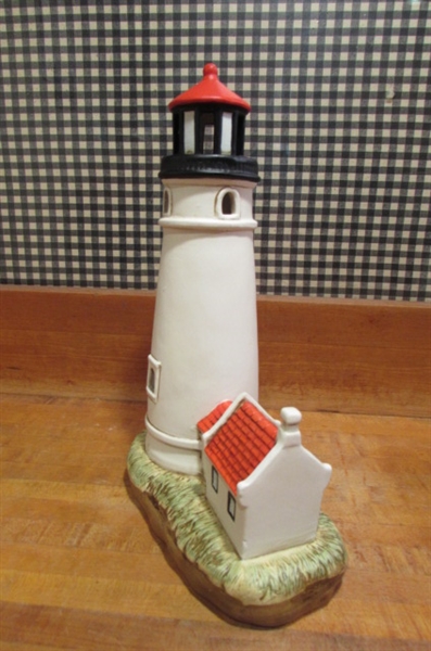 LEFTON LIGHTED HECETA HEAD LIGHTHOUSE & OLD SPICE LIGHTHOUSE DECANTER