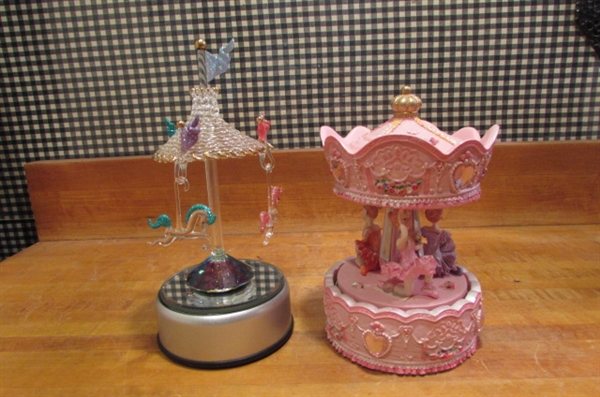 BALLERINA CAROUSEL & BLOWN GLASS & CRYSTAL LIGHTED CAROUSEL MUSICALS