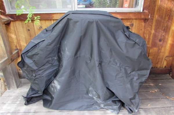 SMALL PROPANE BBQ WITH COVER & ACCESSORIES