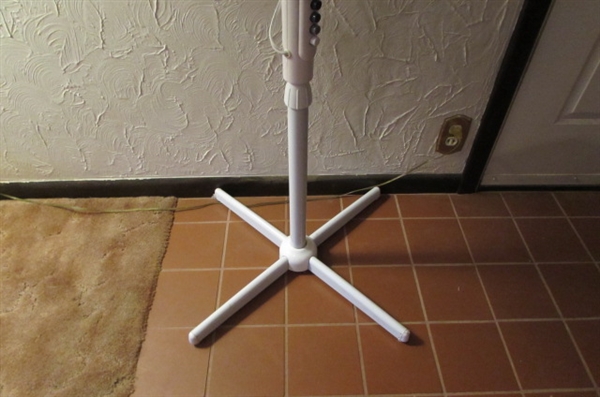 WESTPOINTE FLOOR FAN
