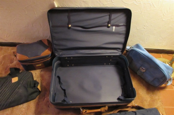 SOFT SIDED JAGUAR LUGGAGE, VINYL AMERICAN TOURISTER & JORDACHE TOTES
