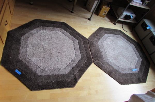 PAIR OF BROWN OCTAGON THROW/AREA RUGS