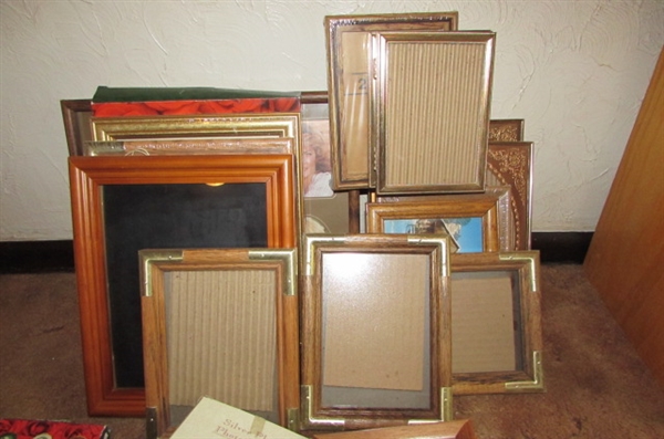 ASSORTED PICTURE FRAMES