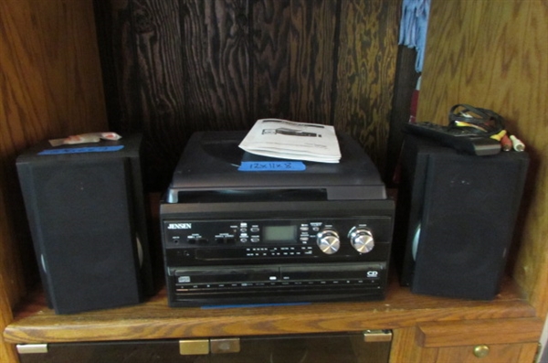 SMALL JENSEN STEREO/TURNTABLE/CD PLAYER/CASSETTE PLAYER