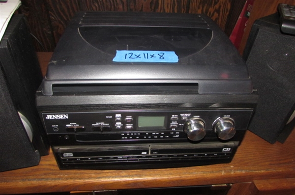 SMALL JENSEN STEREO/TURNTABLE/CD PLAYER/CASSETTE PLAYER