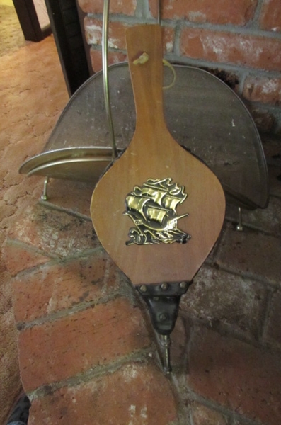 FIREPLACE/WOOD STOVE TOOLS & ACCESSORIES