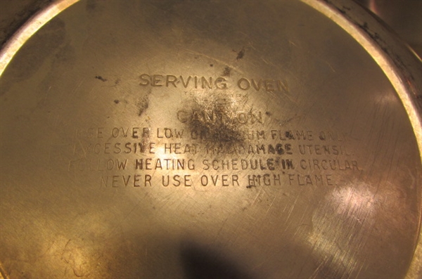 VINTAGE WEST BEND ALUMINUM SERVING OVEN