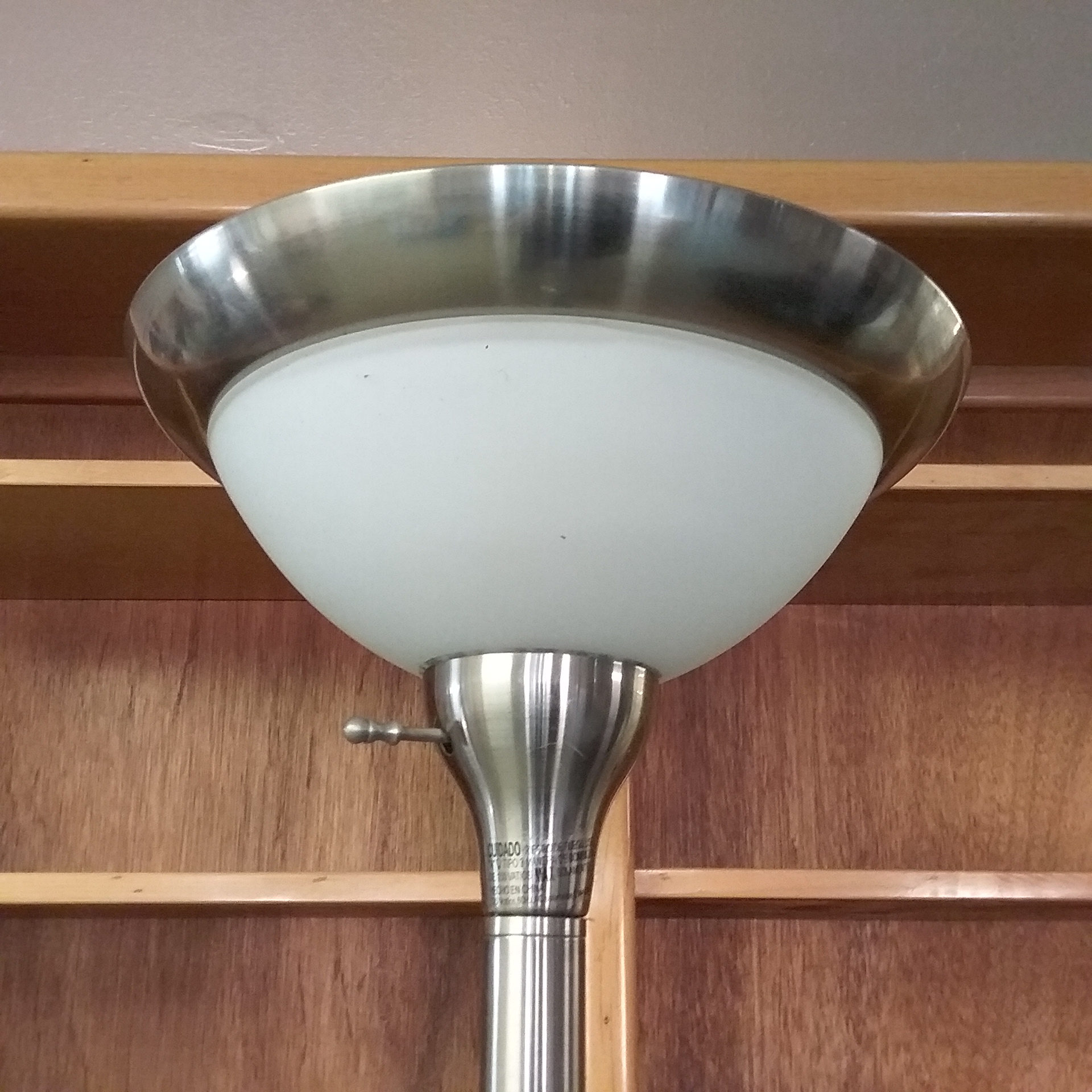 Lot Detail - METAL FLOOR LAMP