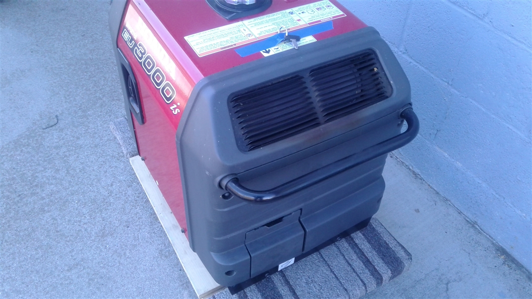 HONDA EU3000IS INVERTER GENERATOR
