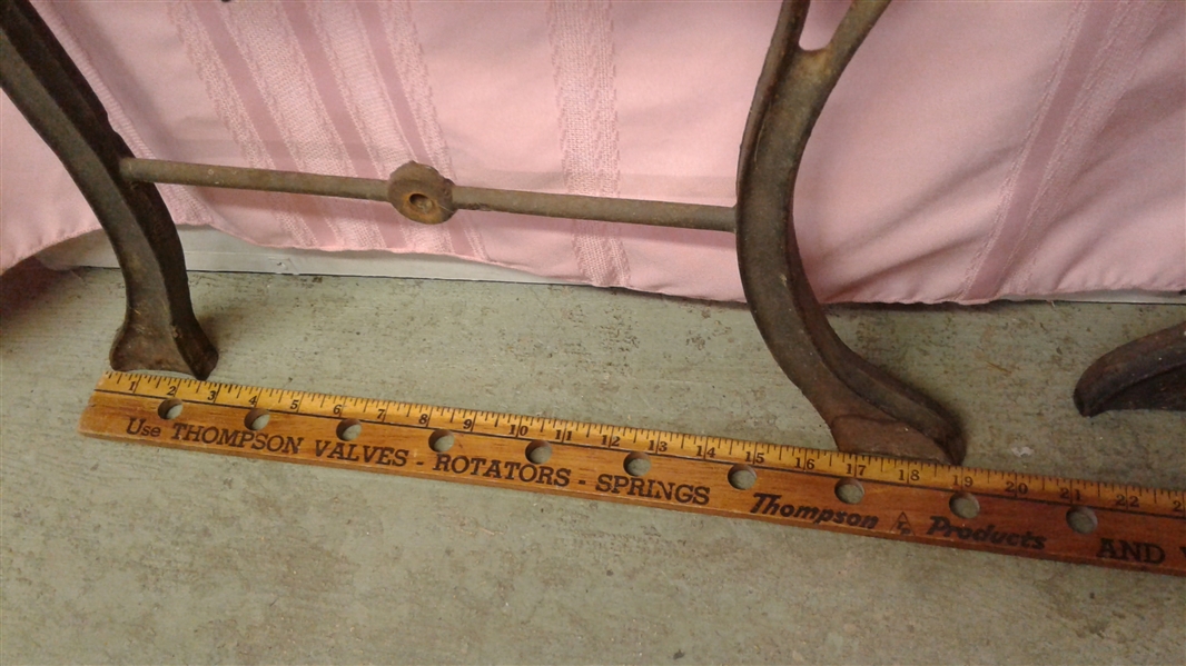 CAST IRON BENCH SIDES