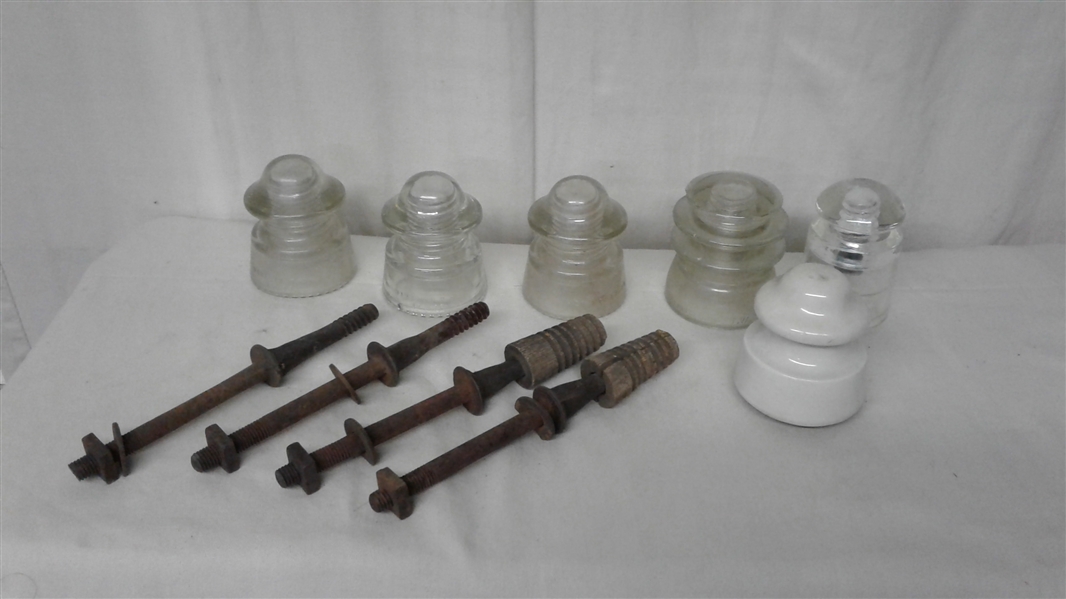 LOT OF VINTAGE INSULATORS