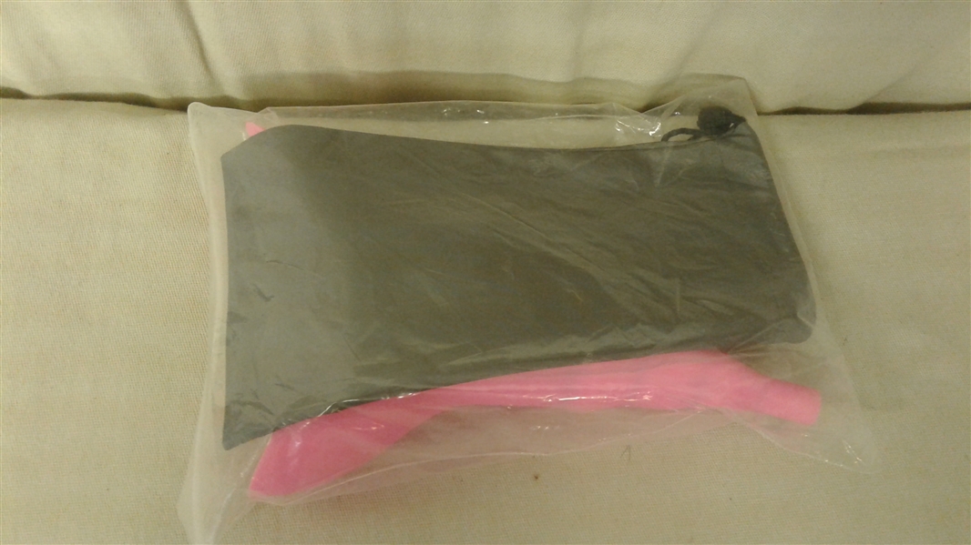 FEMALE URINATION DEVICE WITH DISCREET CARRY BAG