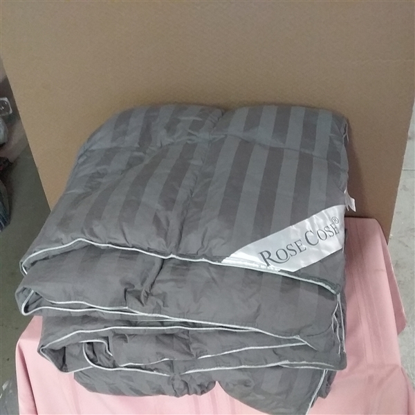 KING SIZE DOWN COMFORTER 