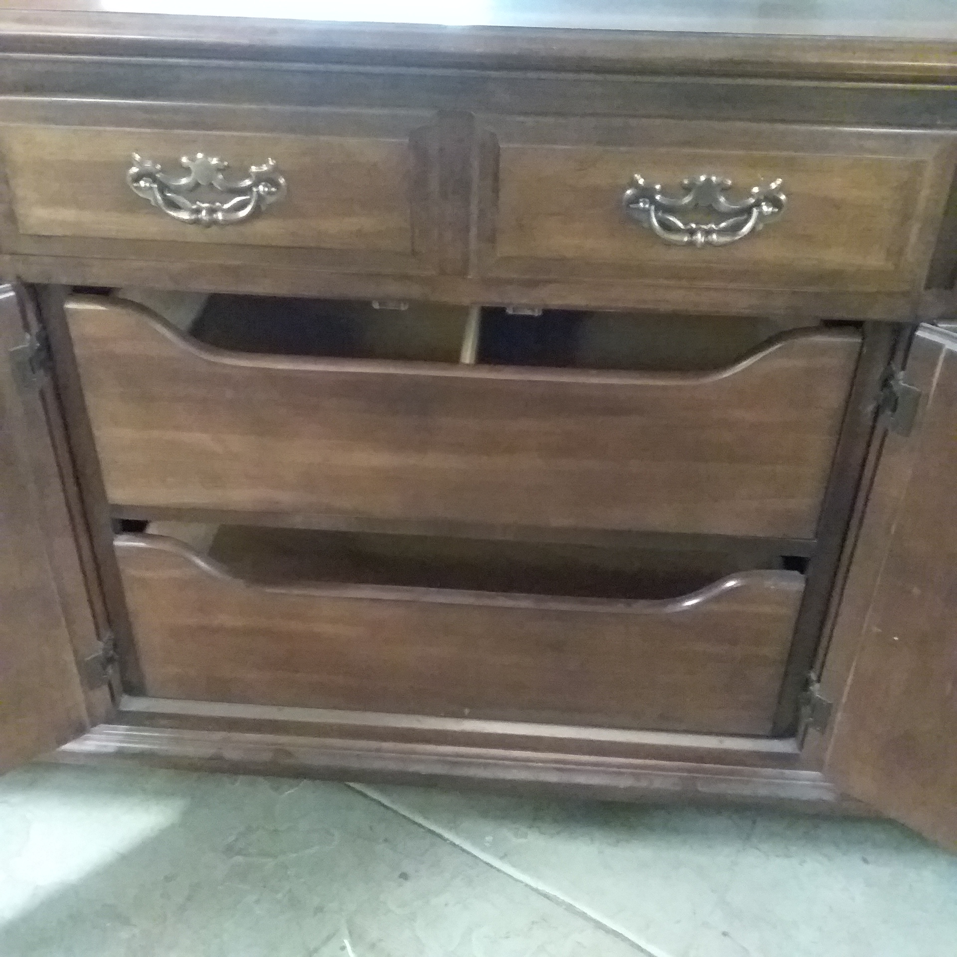 Lot Detail VINTAGE 9 DRAWER LADIES DRESSER WITH HIDDEN DRAWERS